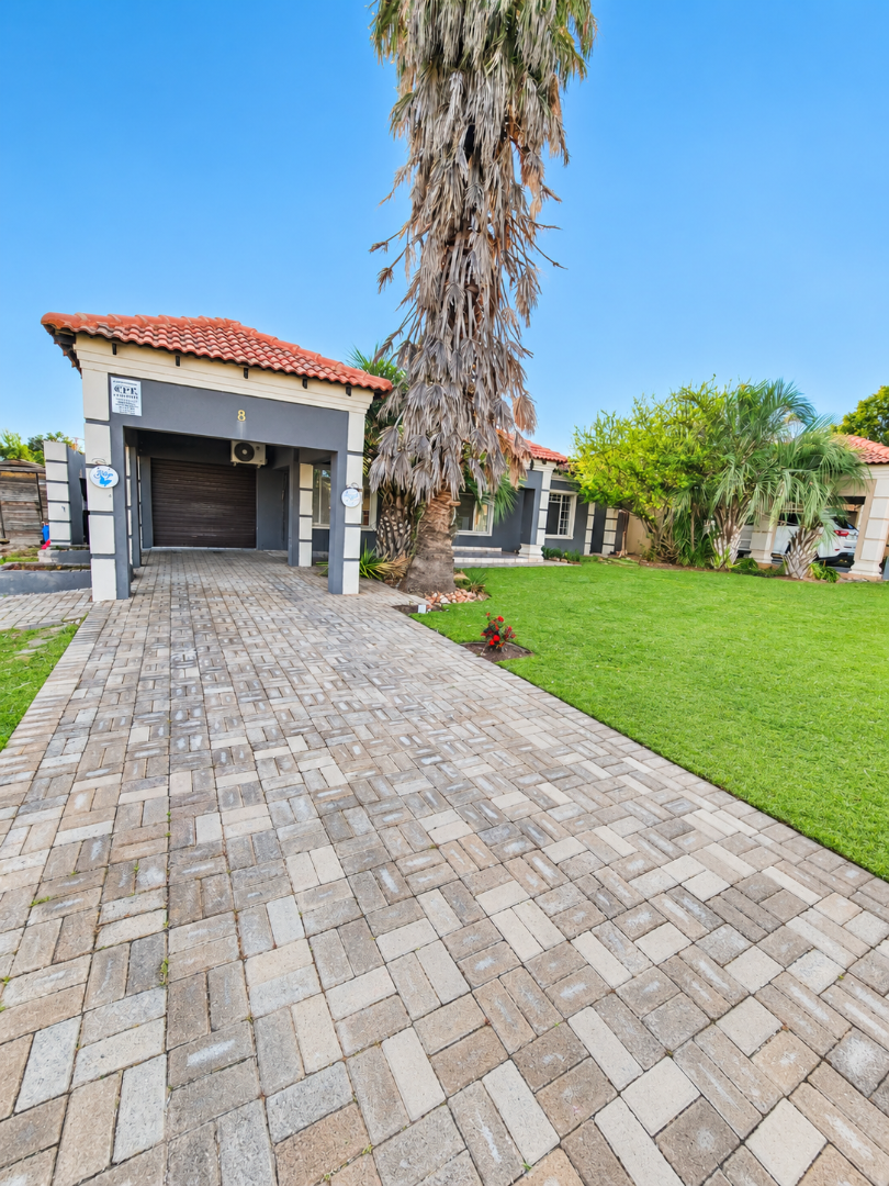 2 Bedroom Property for Sale in Flamwood North West
